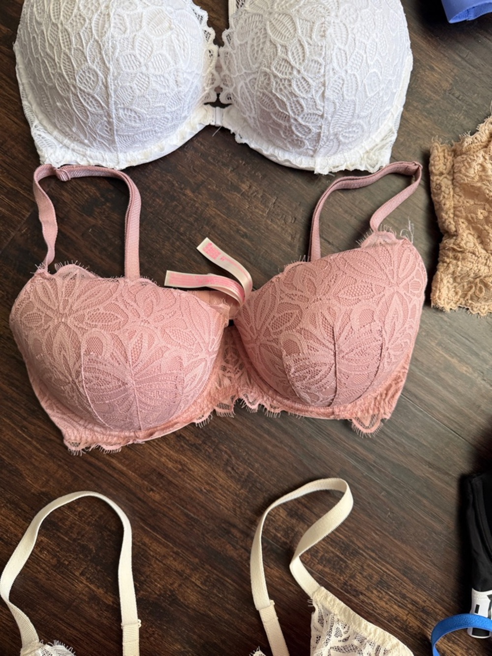 Victoria's Secret etc. bundle of 7 bras - Picture 5 of 15